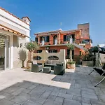Amato & Bed & Breakfast